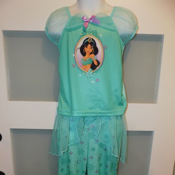 Disney Other - Disney Princess Jasmine 2PC Pajama Set Size 3T Girl's